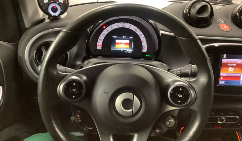 SMART fortwo 60kW81CV EQ cabrio lleno