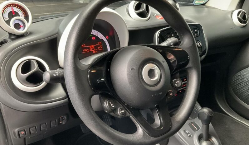 SMART fortwo 60kW81CV EQ coupe lleno