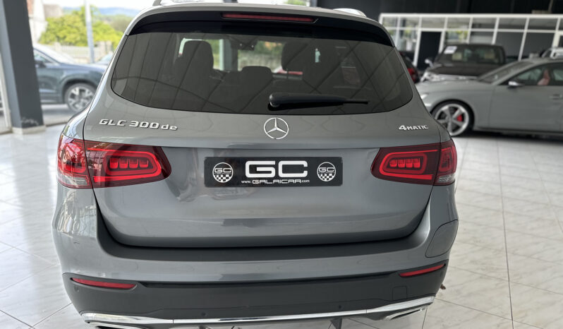 MERCEDES-BENZ Clase GLC GLC 300 de 4MATIC lleno