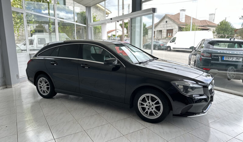 MERCEDES-BENZ Clase CLA CLA 200 d Shooting Brake lleno