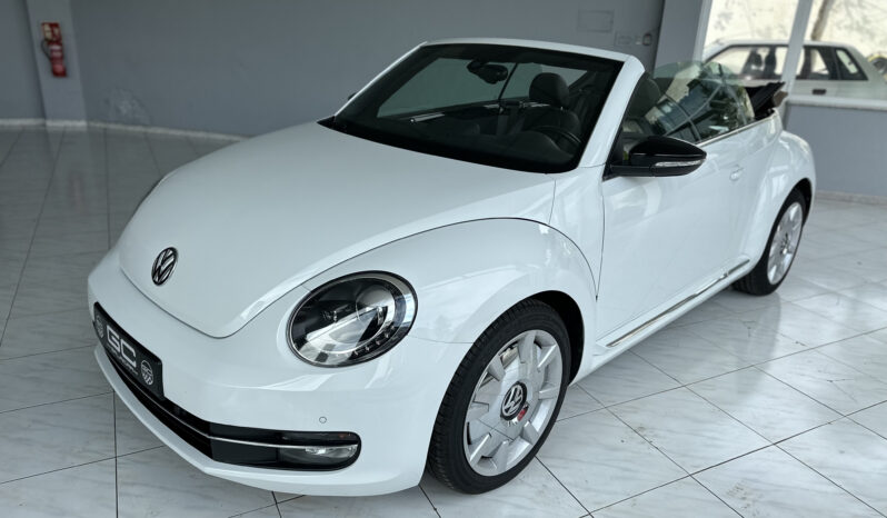 VOLKSWAGEN Beetle Cabrio Sport 2.0 TDI 150CV DSG BMT lleno