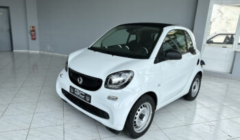 SMART fortwo 60kW81CV EQ coupe lleno